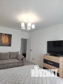 1-к квартира, посуточно, 38м2, 8/8 этаж