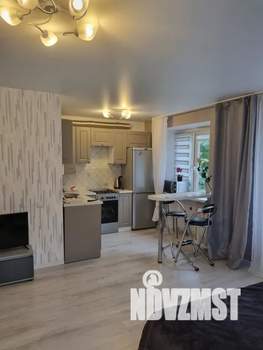 Студия квартира, посуточно, 35м2, 4/5 этаж