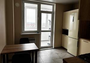 1-к квартира, на длительный срок, 42м2, 8/10 этаж