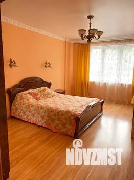 2-к квартира, посуточно, 82м2, 2/7 этаж