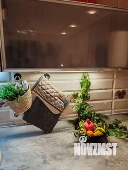 Студия квартира, посуточно, 40м2, 2/10 этаж