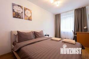 2-к квартира, посуточно, 47м2, 1/1 этаж