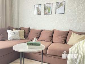 1-к квартира, посуточно, 40м2, 7/9 этаж