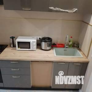 1-к квартира, посуточно, 38м2, 2/4 этаж