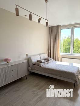 1-к квартира, посуточно, 43м2, 6/9 этаж