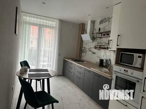 1-к квартира, посуточно, 40м2, 3/8 этаж