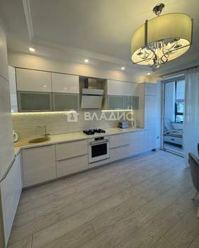 2-к квартира, на длительный срок, 82м2, 10/16 этаж