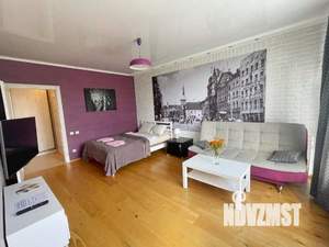 1-к квартира, посуточно, 47м2, 1/1 этаж
