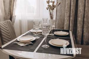 2-к квартира, посуточно, 50м2, 1/1 этаж