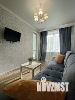 1-к квартира, посуточно, 38м2, 1/1 этаж