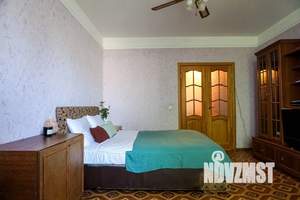 1-к квартира, посуточно, 42м2, 4/9 этаж