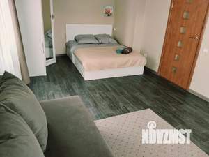 1-к квартира, посуточно, 32м2, 5/5 этаж