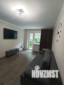 1-к квартира, посуточно, 39м2, 3/5 этаж