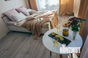 1-к квартира, посуточно, 35м2, 5/5 этаж