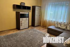 3-к квартира, посуточно, 60м2, 1/3 этаж