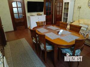 2-к квартира, на длительный срок, 90м2, 2/3 этаж