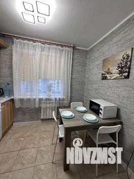 2-к квартира, посуточно, 50м2, 1/1 этаж