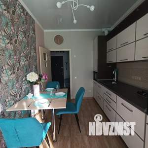 1-к квартира, посуточно, 49м2, 1/3 этаж