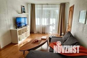1-к квартира, посуточно, 45м2, 4/4 этаж