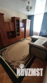 1-к квартира, посуточно, 32м2, 3/5 этаж