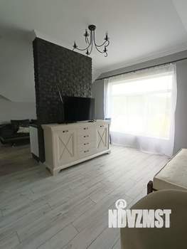 Студия квартира, посуточно, 35м2, 3/3 этаж