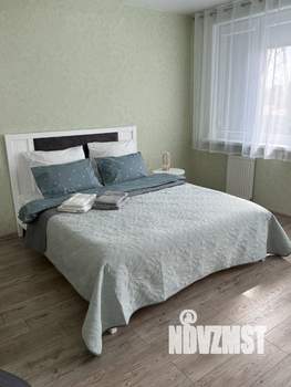 1-к квартира, посуточно, 46м2, 3/10 этаж