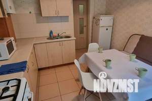 1-к квартира, посуточно, 45м2, 1/9 этаж