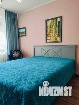1-к квартира, посуточно, 32м2, 1/9 этаж