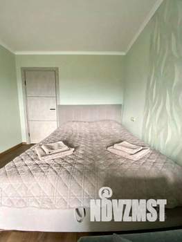 1-к квартира, посуточно, 39м2, 1/1 этаж