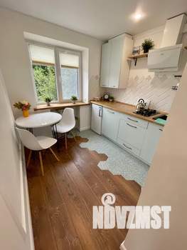 1-к квартира, посуточно, 40м2, 3/5 этаж