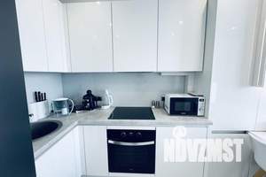 1-к квартира, посуточно, 38м2, 8/10 этаж