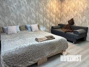 1-к квартира, посуточно, 40м2, 1/10 этаж