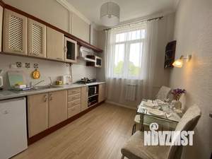 1-к квартира, посуточно, 42м2, 4/4 этаж