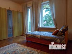 Студия квартира, посуточно, 50м2, 3/3 этаж