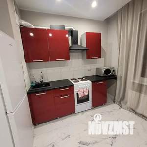 1-к квартира, посуточно, 43м2, 7/10 этаж