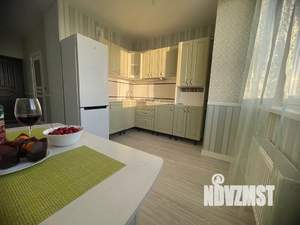 1-к квартира, посуточно, 38м2, 16/16 этаж