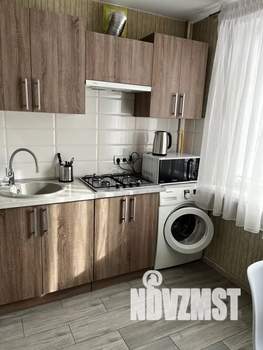 1-к квартира, посуточно, 34м2, 3/9 этаж