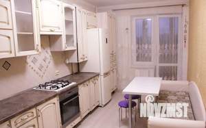 1-к квартира, посуточно, 50м2, 6/10 этаж