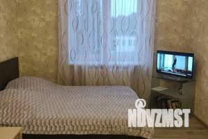 1-к квартира, посуточно, 33м2, 3/3 этаж