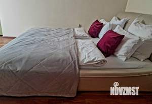 3-к квартира, посуточно, 97м2, 1/1 этаж