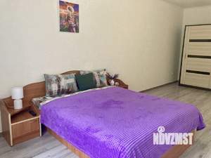1-к квартира, посуточно, 44м2, 1/3 этаж