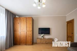 1-к квартира, посуточно, 53м2, 1/1 этаж