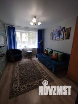 2-к квартира, посуточно, 42м2, 1/5 этаж