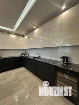2-к квартира, посуточно, 83м2, 4/4 этаж
