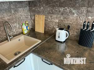 1-к квартира, посуточно, 43м2, 12/16 этаж