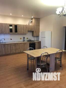 2-к квартира, посуточно, 80м2, 2/3 этаж