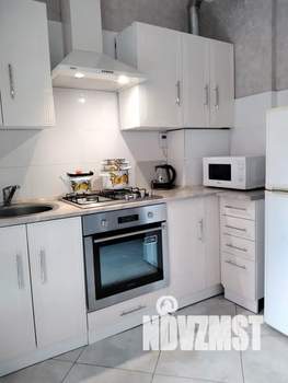 1-к квартира, посуточно, 33м2, 2/9 этаж