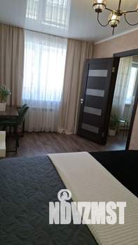 2-к квартира, посуточно, 46м2, 1/1 этаж