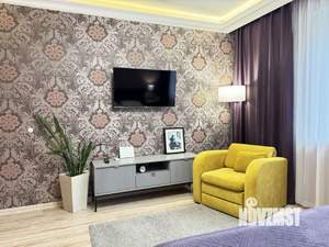 1-к квартира, посуточно, 40м2, 4/10 этаж