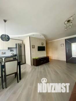 Студия квартира, посуточно, 32м2, 4/5 этаж